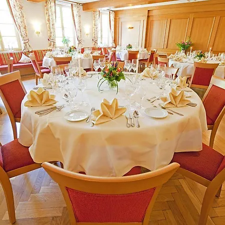 Engel אפנווייר